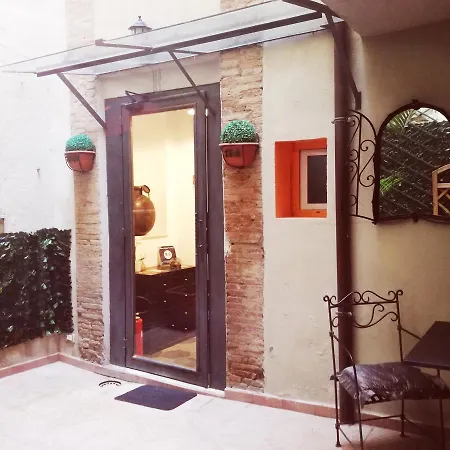Relais Palazzo Taverna 3* Rzym