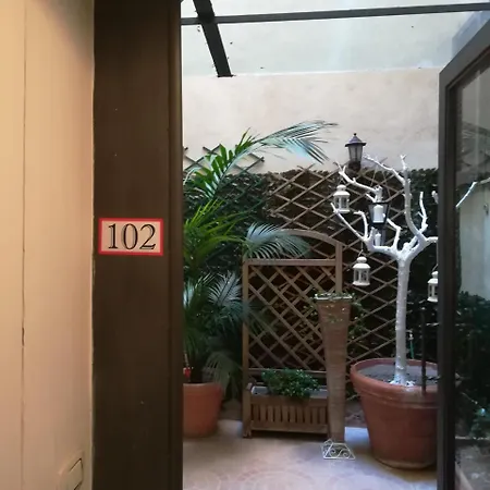 Relais Palazzo Taverna Pensjonat 3*