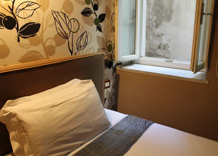 Guest house Relais Palazzo Taverna Rome