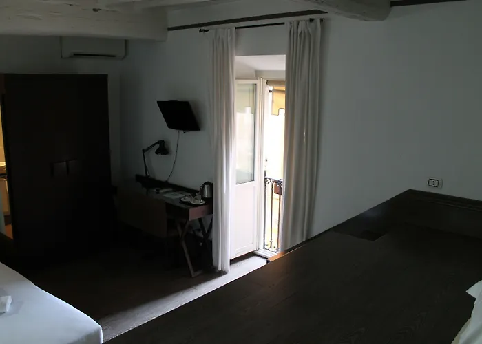 Relais Palazzo Taverna Guest house