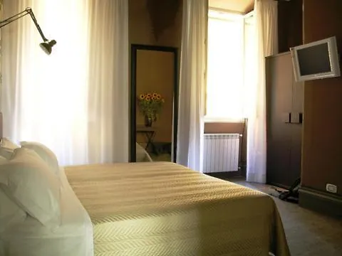 Guest house Relais Palazzo Taverna 3*